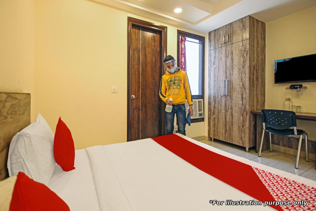 Hotel O City Deluxe Delhi  Buitenkant foto