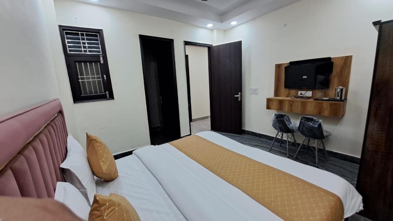Hotel O City Deluxe Delhi  Buitenkant foto